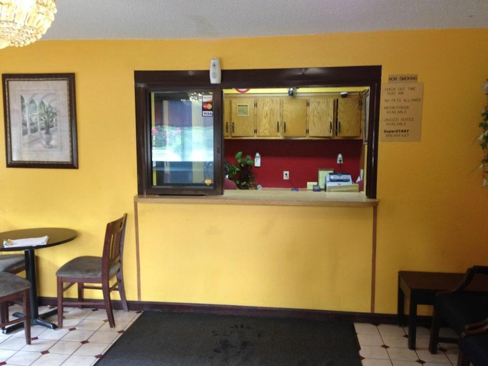 Super Inn Lodge West Екстериор снимка