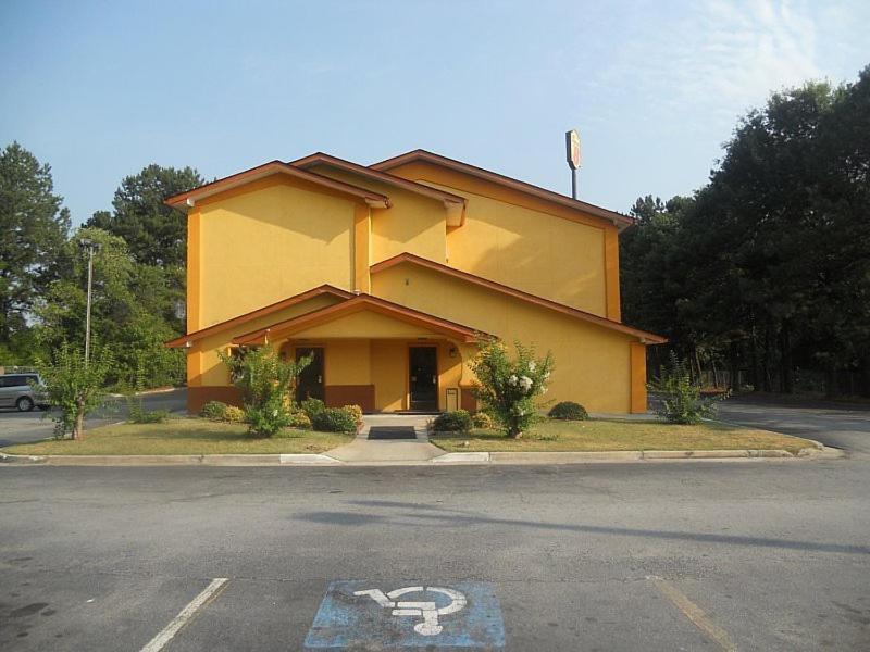 Super Inn Lodge West Екстериор снимка