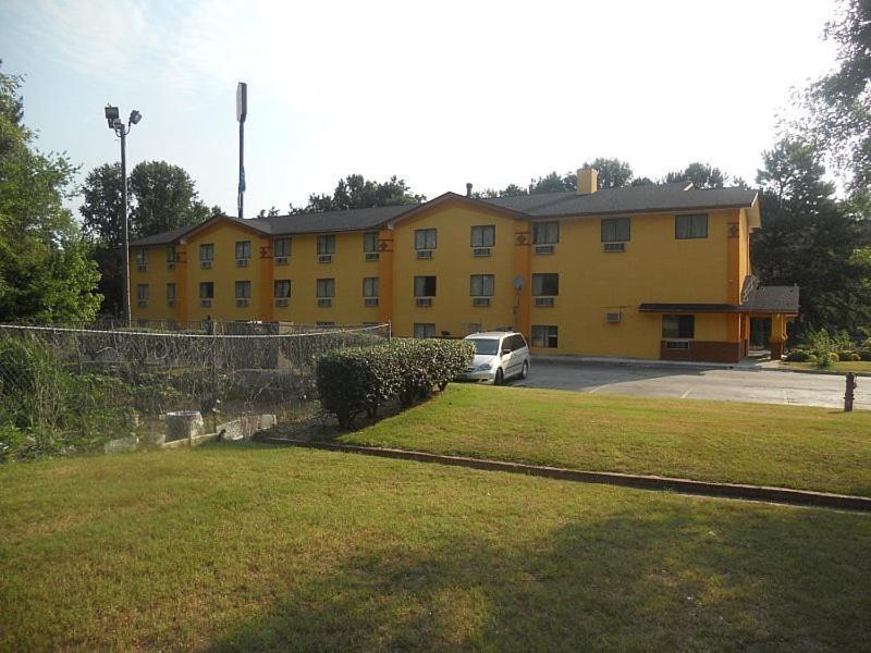 Super Inn Lodge West Екстериор снимка
